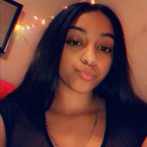 Meet your Posher, Amilina